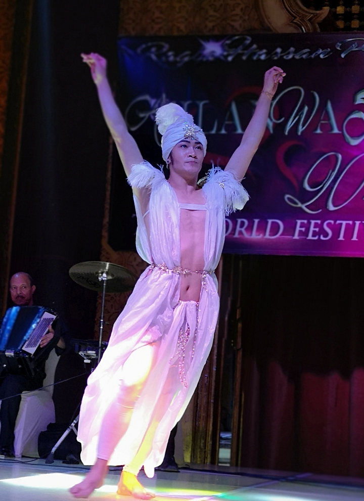 埃及肚皮舞节上的中国舞者