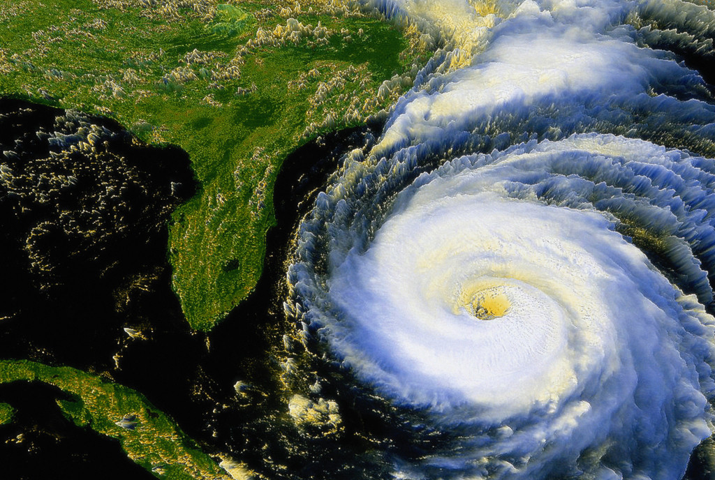 为了知道台风在哪,人类做了啥?这得从秦始皇说起