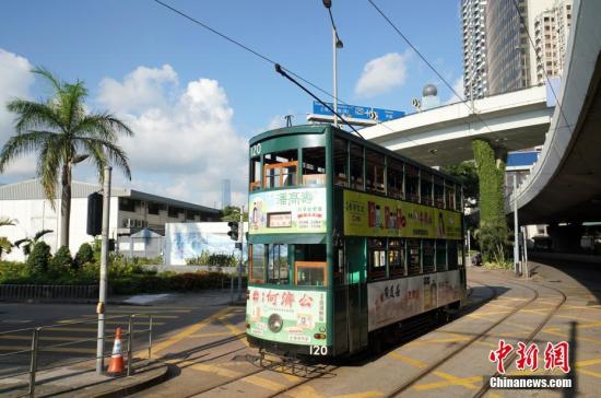 资料图：香港电车。中新社记者 张炜 摄