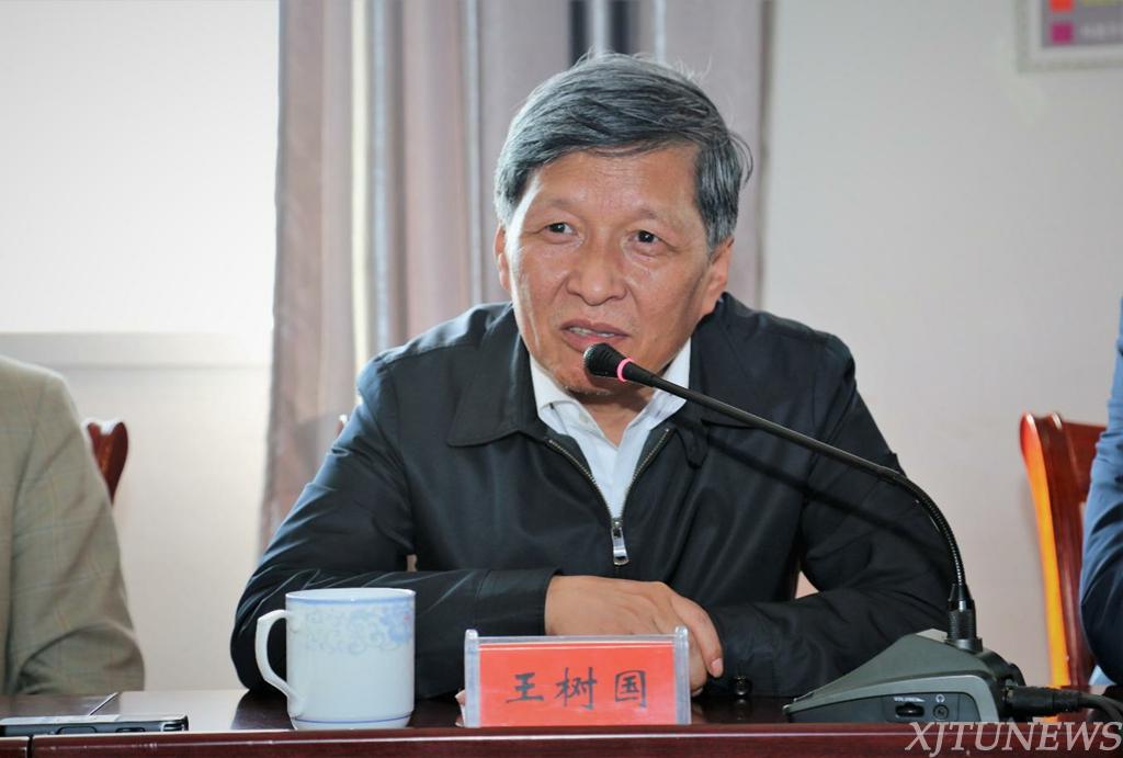 县委书记施继平表示,施甸县县委,县政府将会按照王树国校长的要求