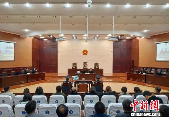 山东省泰安市中级人民法院18日公开宣判山东钢铁集团有限公司党委委屈员、副总经理蔡漳平受贿、腐败案。 泰安中院供图