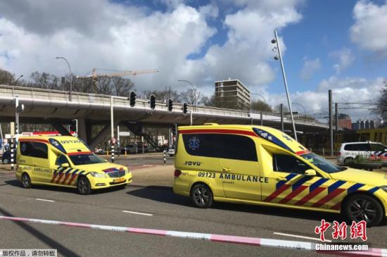 当地时间2019年3月18日，荷兰乌特勒支市，当地发生枪击事件，造成多人受伤。据荷兰警方，枪击发生在乌特勒支市中心的一辆电车上。