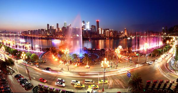 到重庆的外滩看最美夜景,逛老街,泡海棠晓月圣地特色溶洞温泉