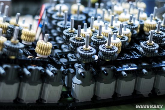 双层齿轮完美连接机械动力结构