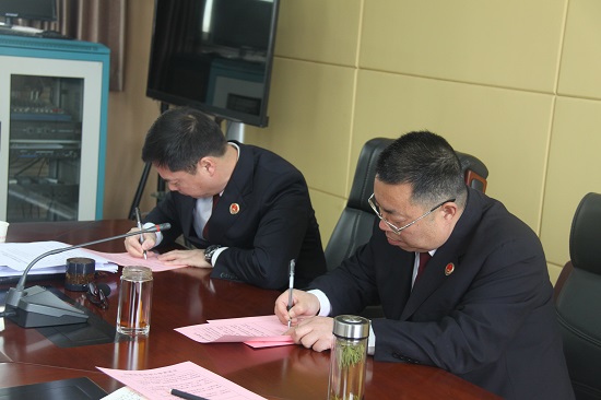 西安临潼区检察院:举行扫黑除恶专项斗争承诺