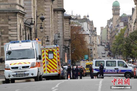 巴黎警局血案新进展:凶手或受宗教极端思想影响