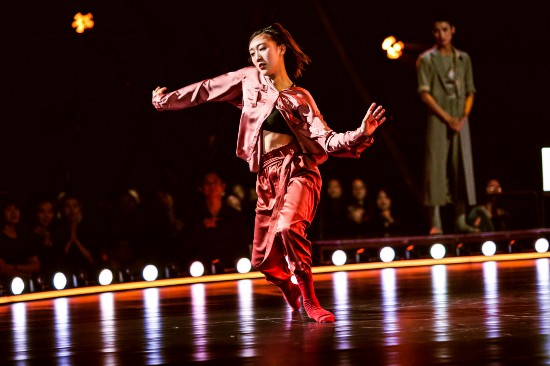 《舞蹈风暴》李响迎战面对面斗舞 风暴见证官左右为难