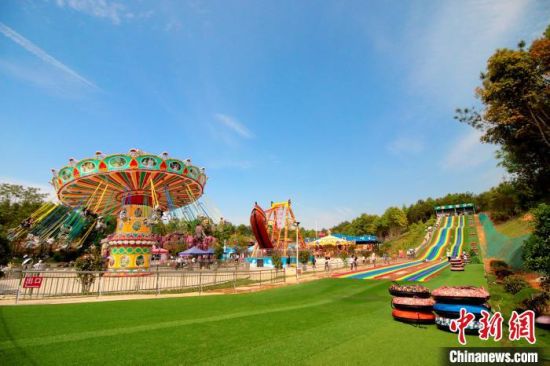 余干乡村振兴见闻:村民家门口的"游乐经济"|游乐场|游乐园_新浪新闻