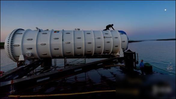 微软海底数据机房大揭秘 外观神似鱼雷发射管