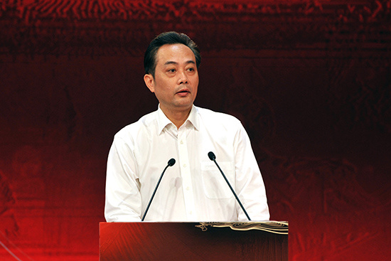 福建省地方志编纂委员会主任陈秋平介绍工作 "闽宁两省创造性地形成了