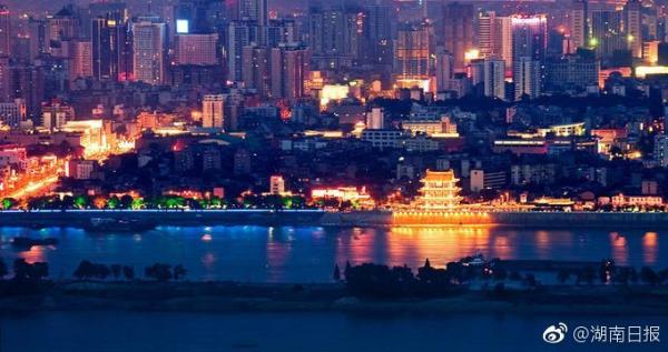 长沙落户新规:外来务工者连续缴12个月个税或