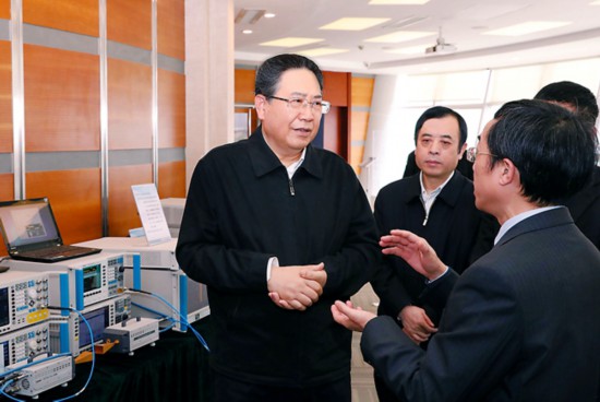 着力防范化解重大风险坚决抓好中央巡视整改以