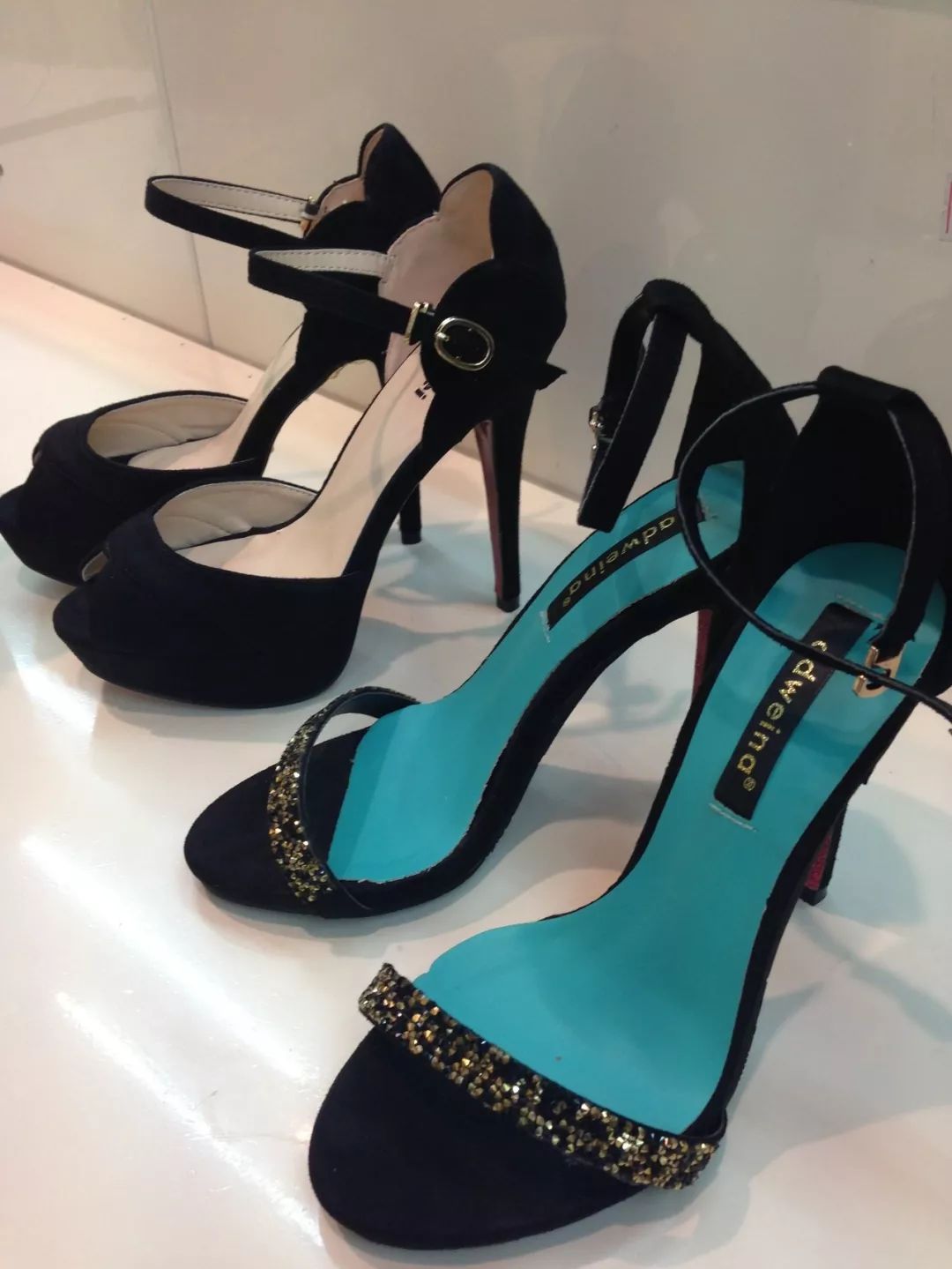 单身美女家中失窃,只丢了7双高跟鞋,原因谁也是想不到