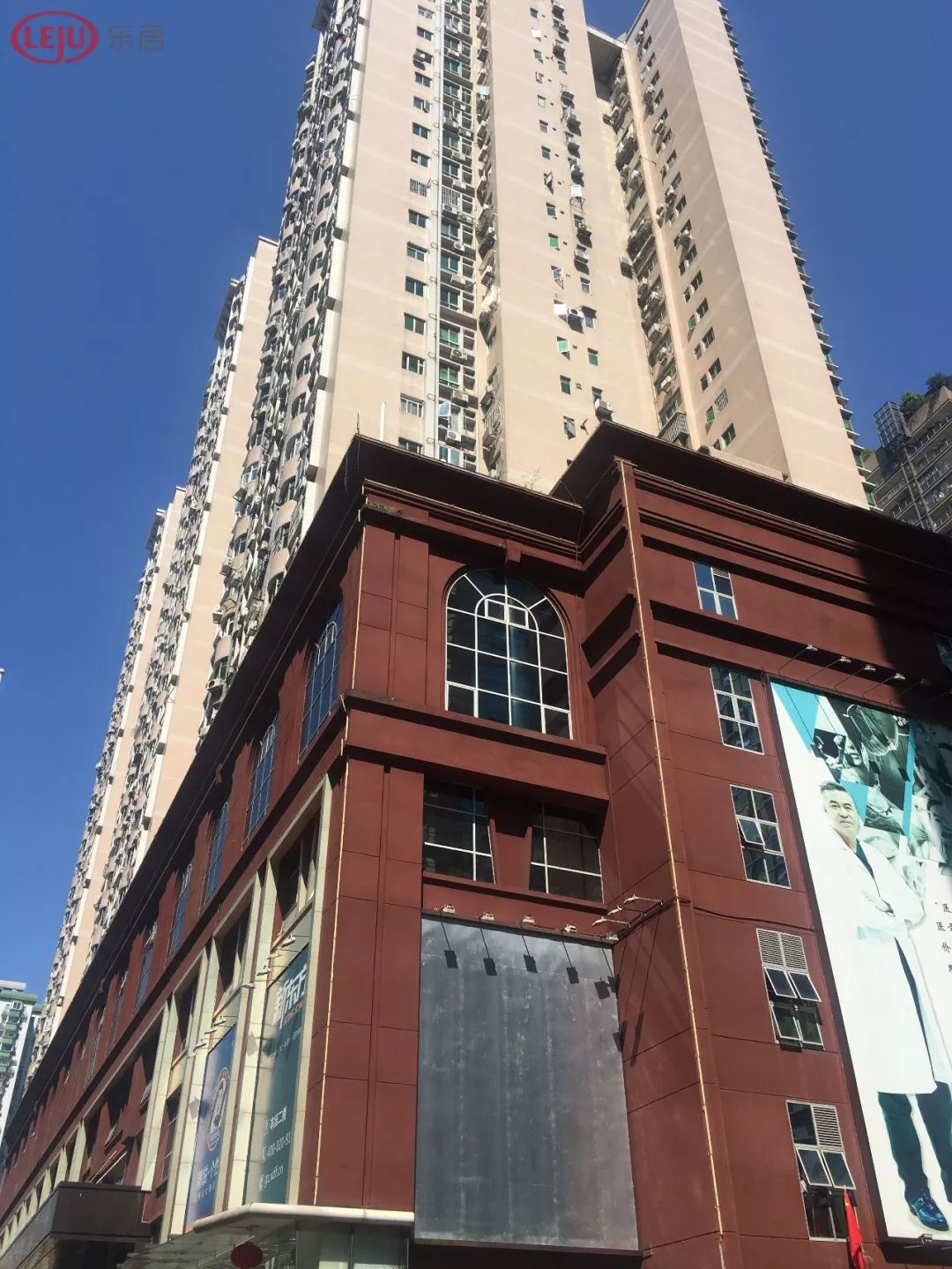 除交通便利外,南天广场周边配套成熟,超市,便利店较多,附近有广州市