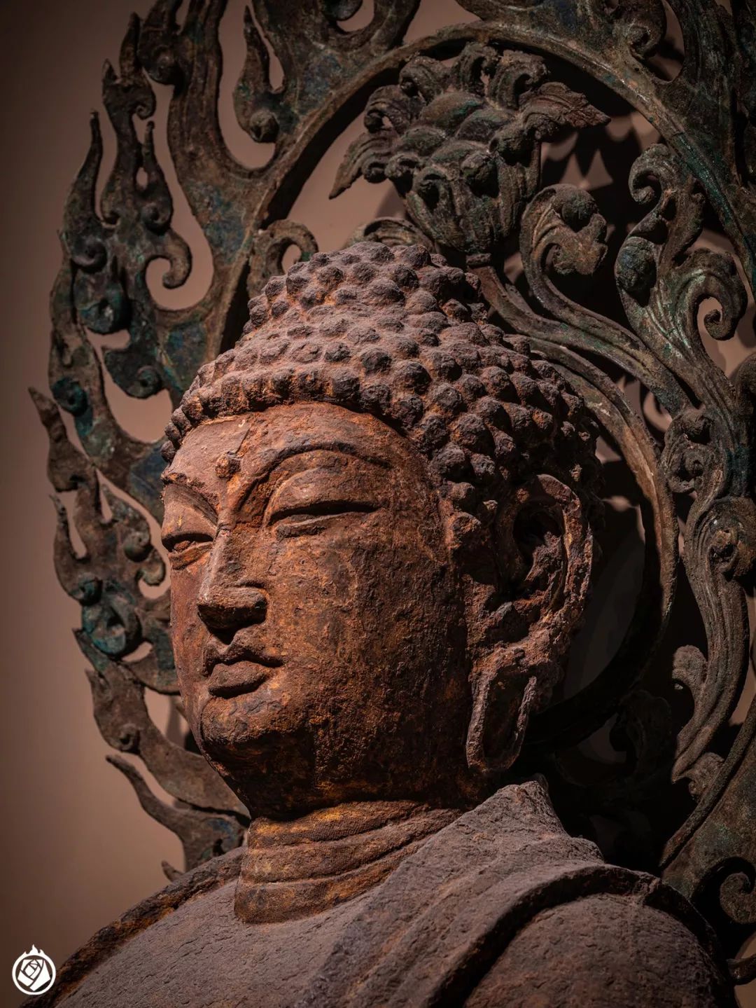 这尊锈迹斑斑的大铁佛,满足了我对盛唐的想象