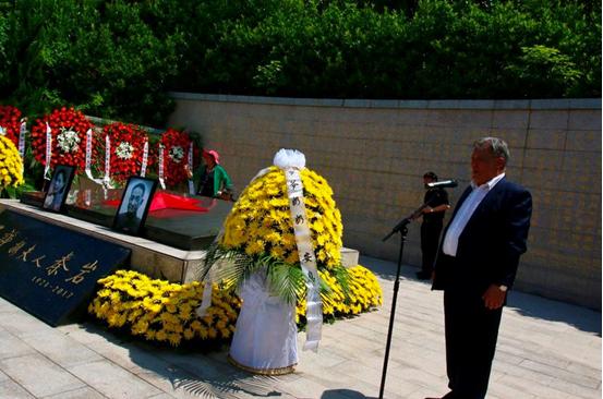 王诤同志长子 原中央军委警卫局局长王苏民少将致辞王诤将军亲属,政府