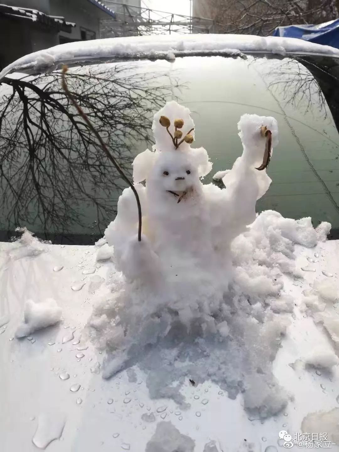 来堆个雪人我们再做一回孩子