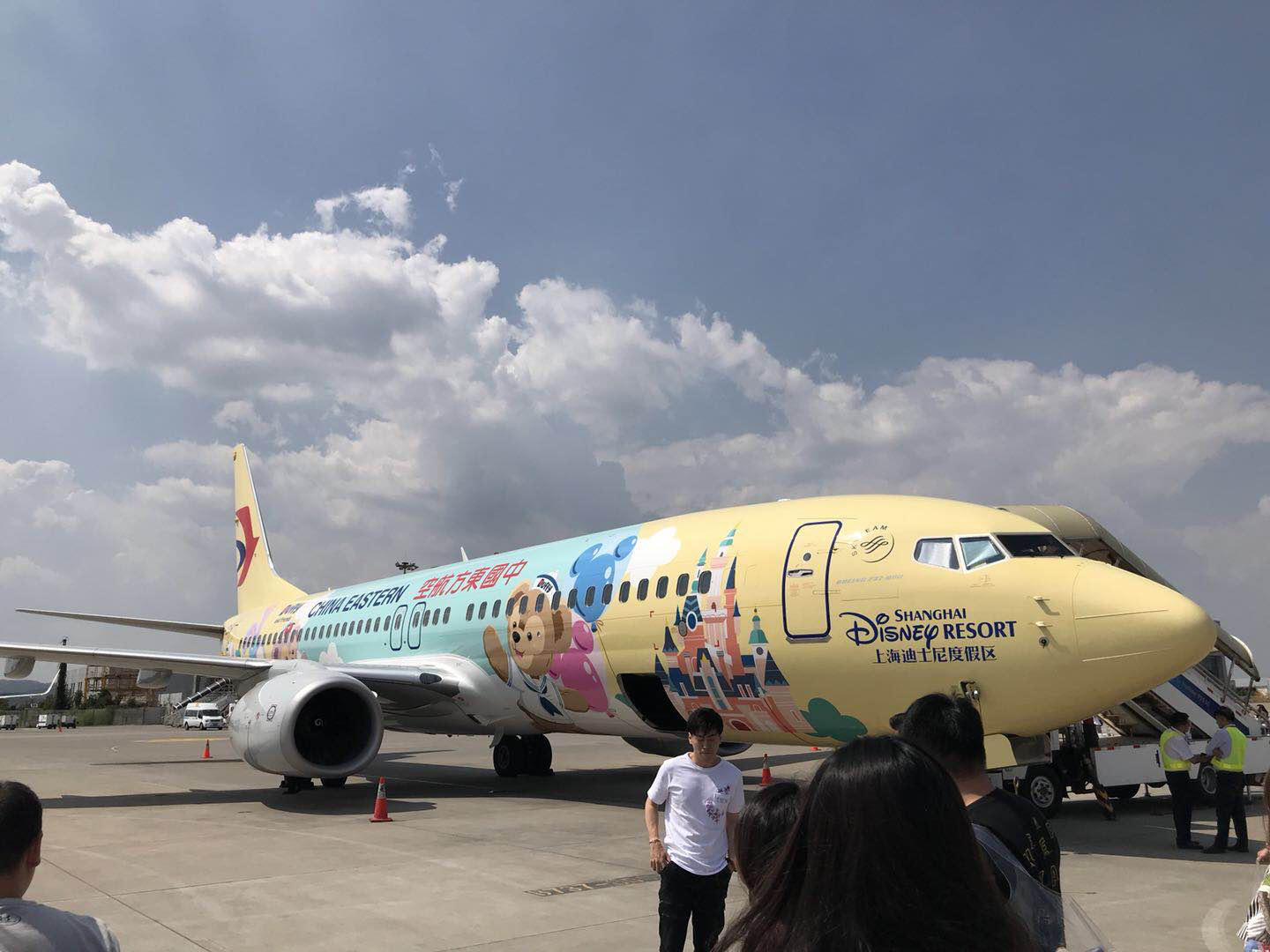 号"是上海迪士尼度假区和中国东方航空携手推出的第4架迪士尼主题飞机