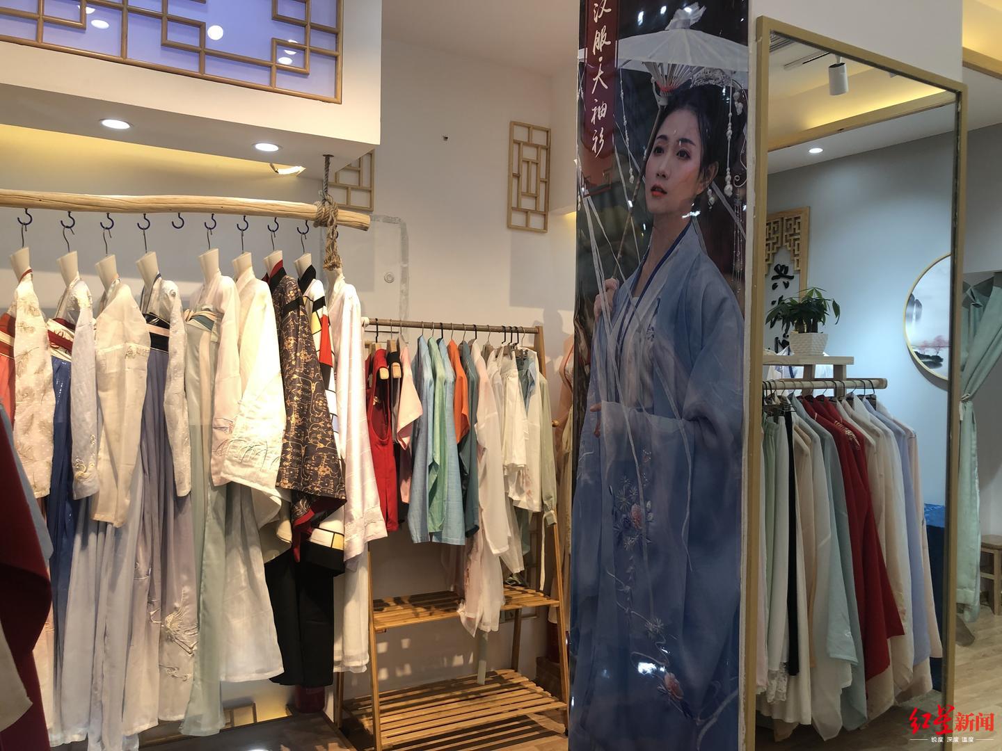 成都汉服一条街小众爱好走出大众路