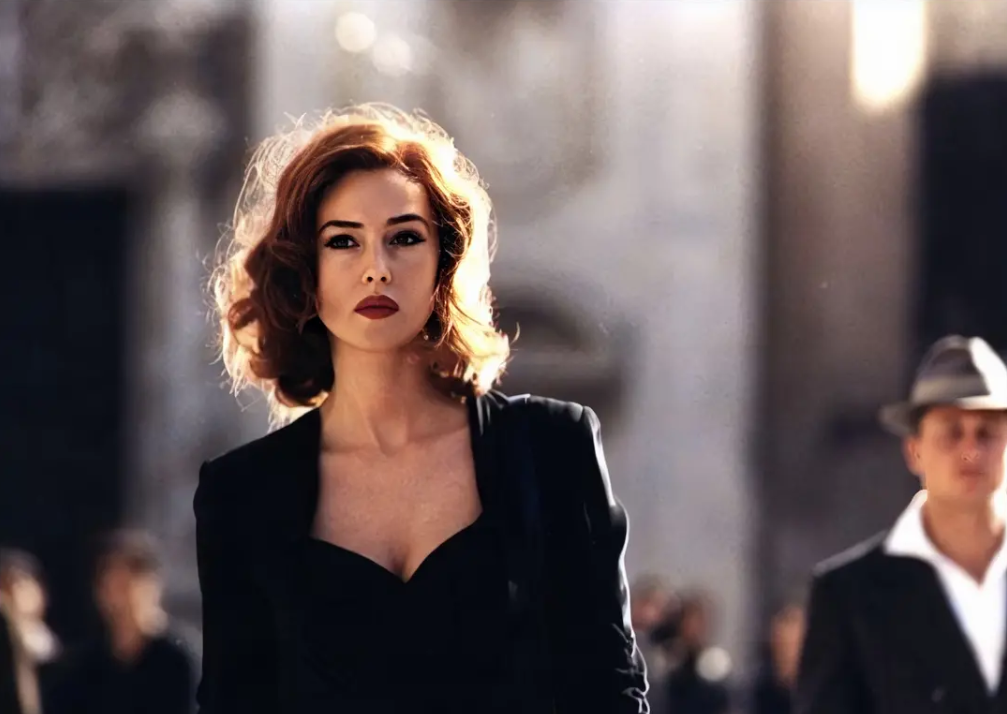 小镇上的玛莲娜镜相