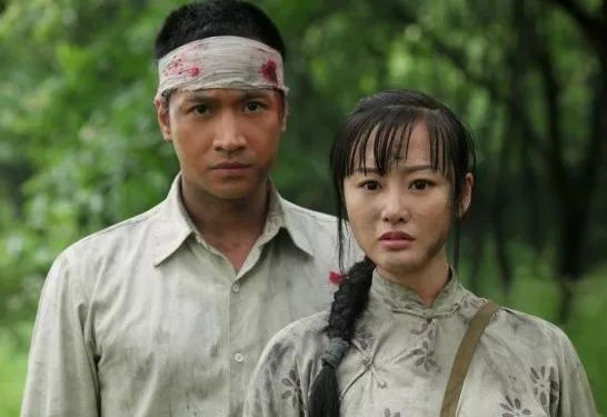 致敬经典电影《小花》 730剧场今晚接档《桐柏英雄》!