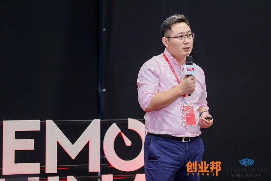 松鼠ai合伙人马刚人工智能如何升级传统教育产业