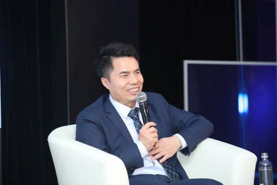 荣耀熊军民:过硬的通信,屏幕,拍照实力,需要大量技术做支撑