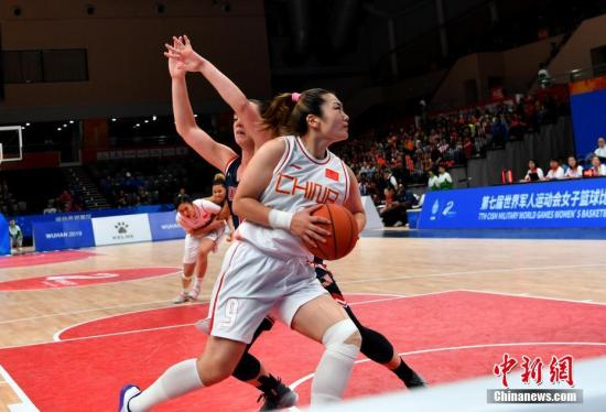  资料图：中国八一女篮比赛中。中新社记者 安源 摄