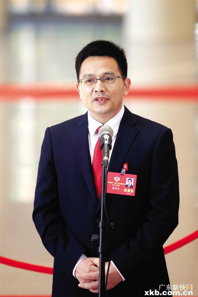 省政协委员,南方财经全媒体集团总经理张志兵●省政协委员,农工党