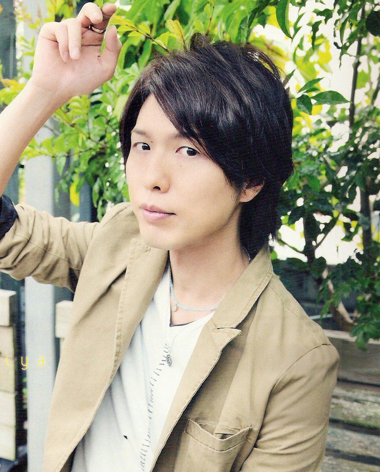 正文页神谷浩史 具体榜单如下: 第一位:神谷浩史 第二位:梶裕贵 第三