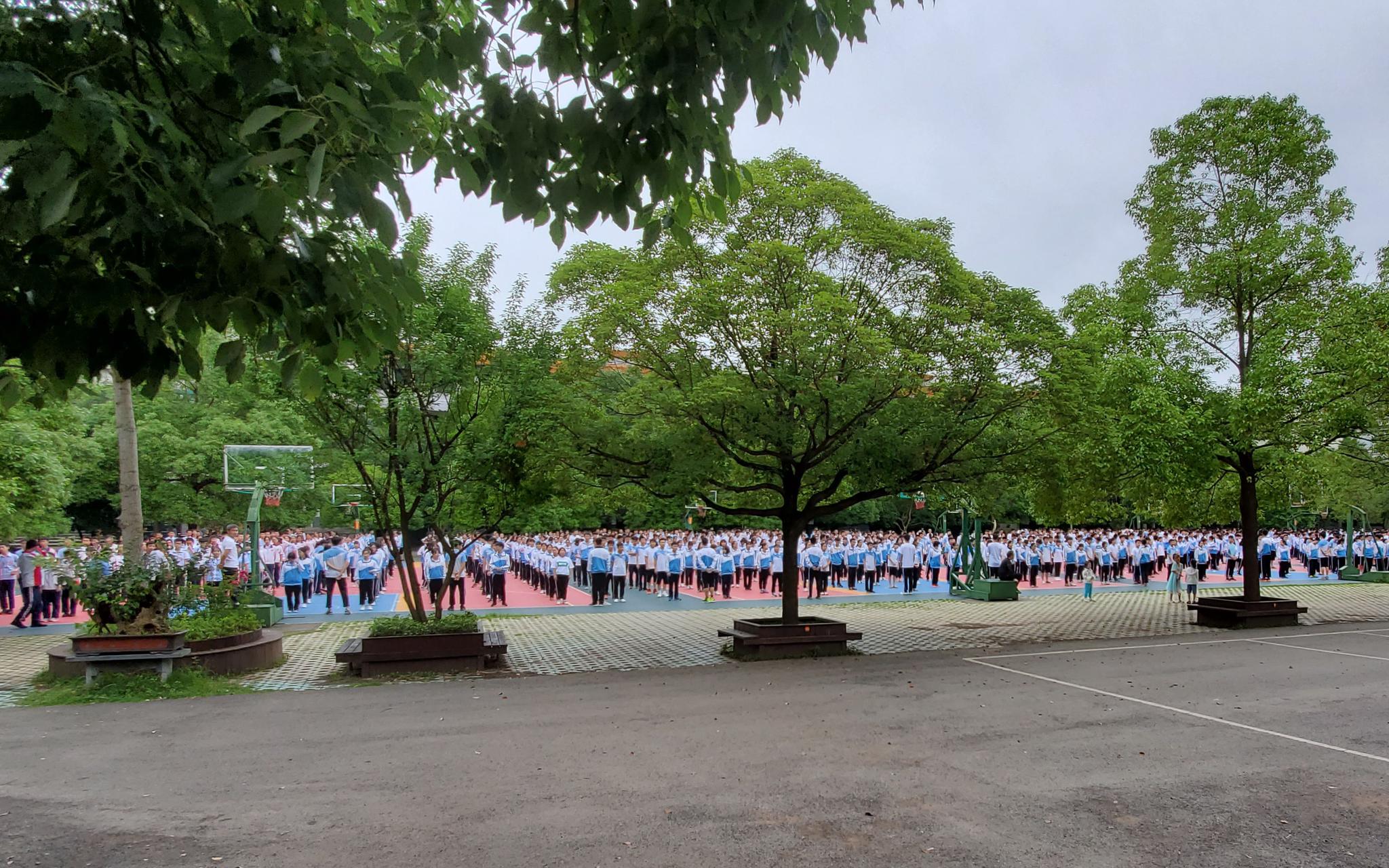 新晃一中操场埋尸案嫌疑人县城狠人杜少平