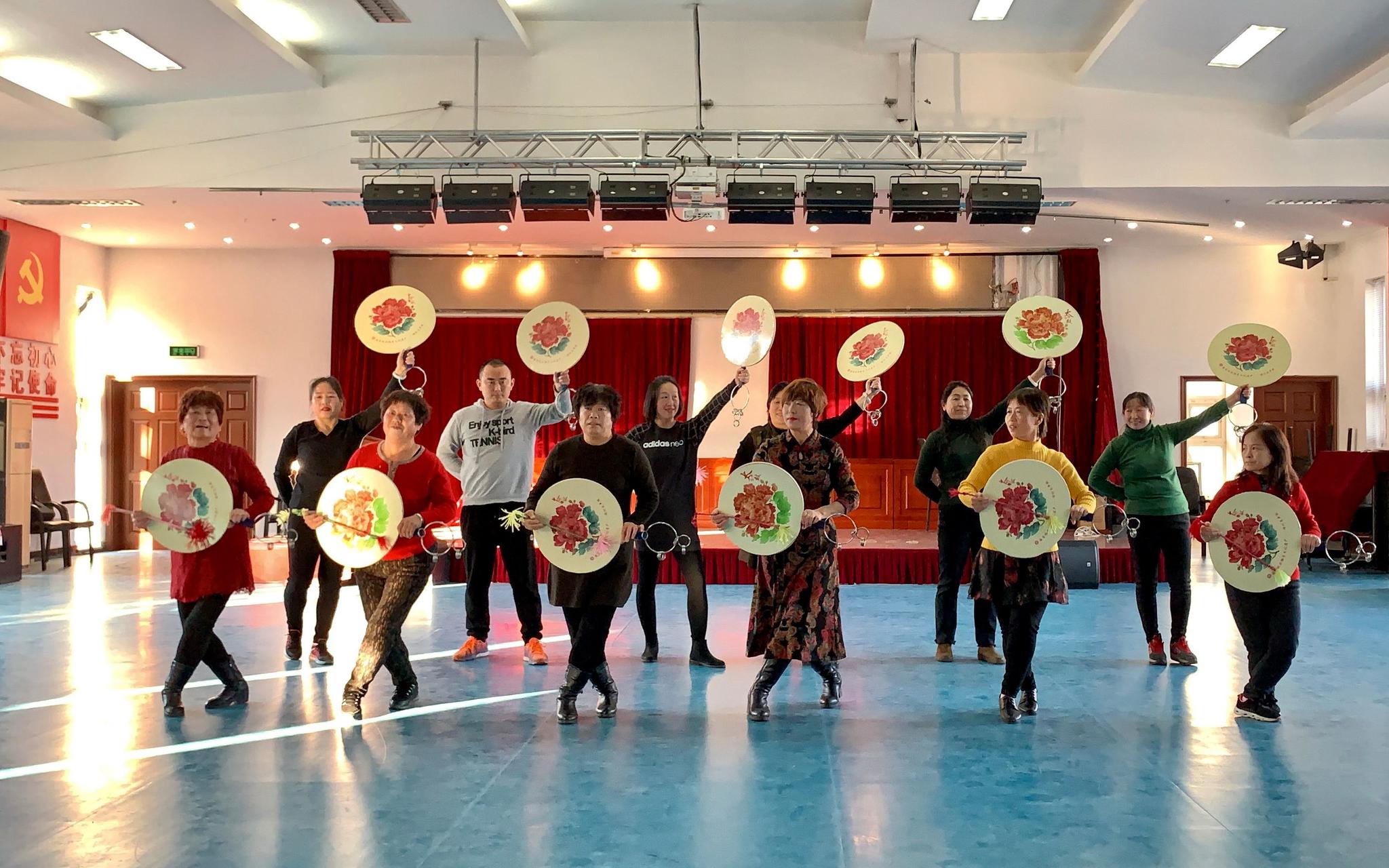 怪村太平鼓"上新了"! 传统文化融入了新鲜血液