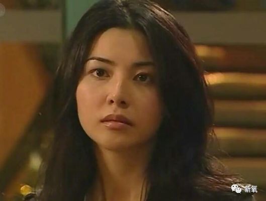 被古惑仔宠爱一生的她,竟然美过巅峰时期的李嘉欣!