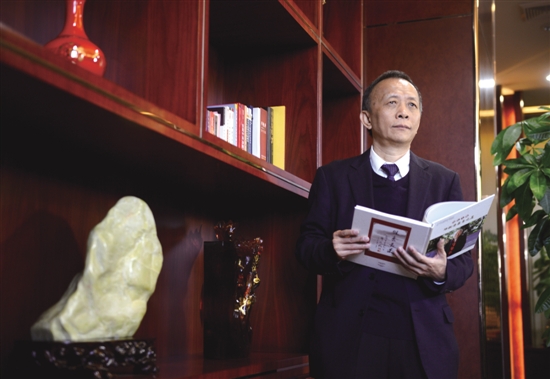 对话朱拉伊: 胸怀中医情结扬名国际