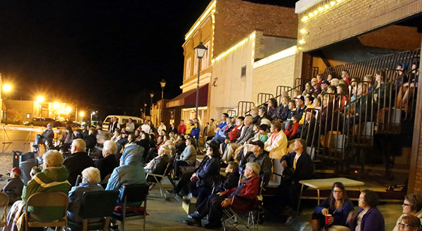 建筑与人|小剧场,大赢家:艺术介入社区改造