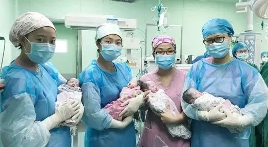 赣州于都千人村小组有20多对双胞胎还有四胞胎也出自这里