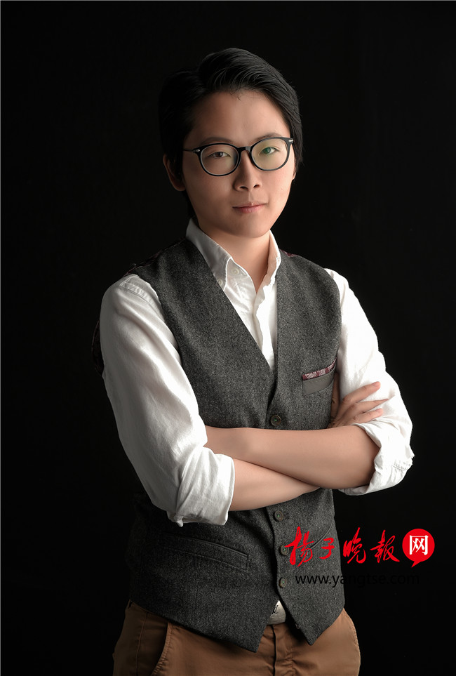 李懿从学渣逆袭学霸85后留美博士将新能源带入大众生活