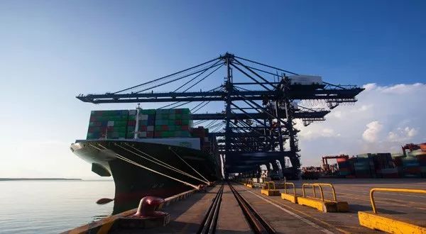 据悉,从3月1日开始,南美主要港口桑托斯港(santos)的装卸工人爆发无