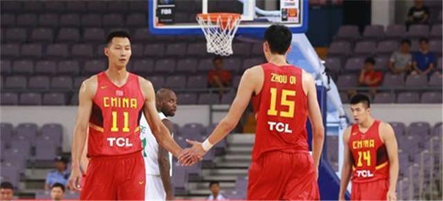 易建联、周琦领衔中国男篮蓝队、红队集训大名