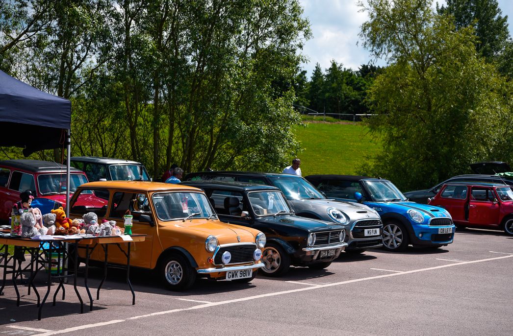 mini车主大聚会:英国人吐槽起德国mini一点面子都不给!