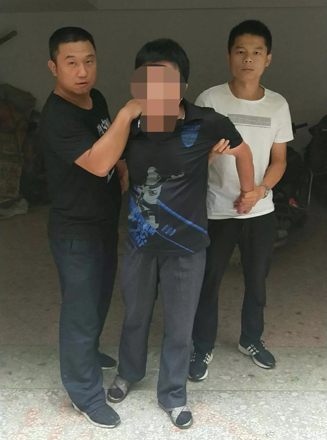 犯罪嫌疑人文某胜5月29日上午,刑侦大队联合城郊派出所对犯罪嫌疑人