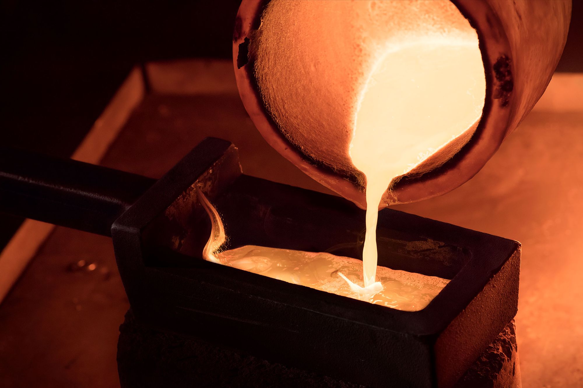 珀斯铸币厂将这根金条反复熔化铸造超过65万次