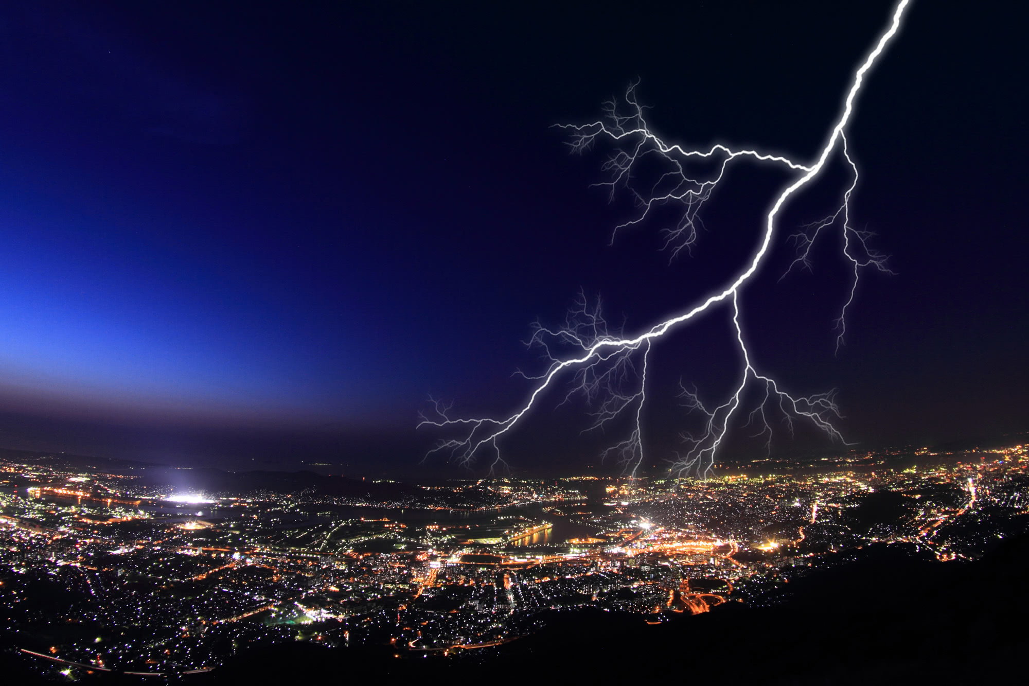 一封研报引发跌停紫光国微一日蒸发超30亿10万股民懵了