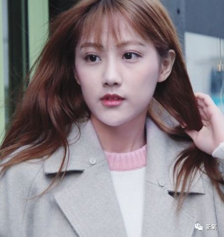 李艺彤终于拿第一!但歪到西班牙去了的脸和塑料姐妹的白眼更精彩!