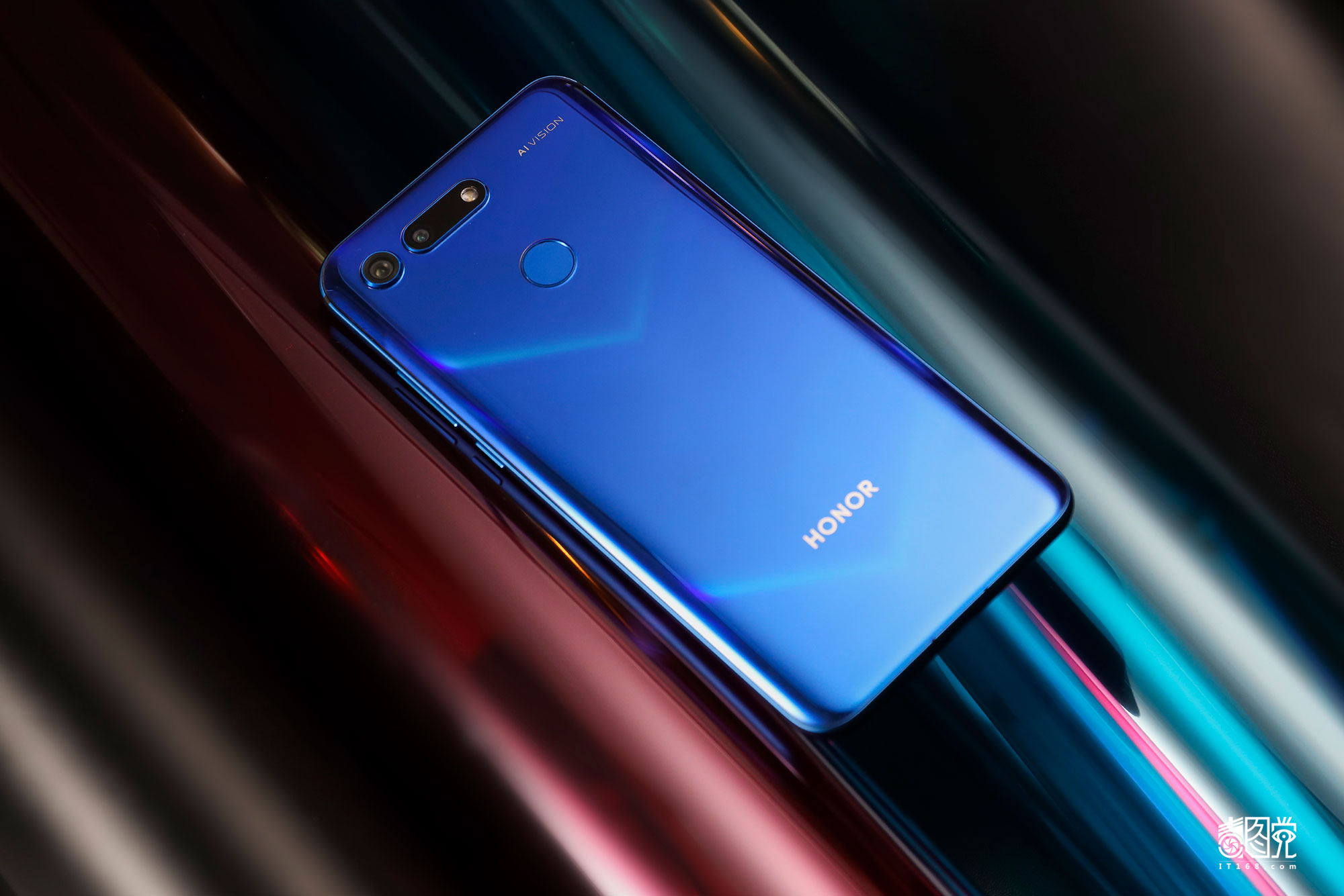 荣耀v20毒图党萨摩色雷斯胜利女神的v型光影