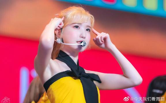 周深丨 深圳卫视超级盛典