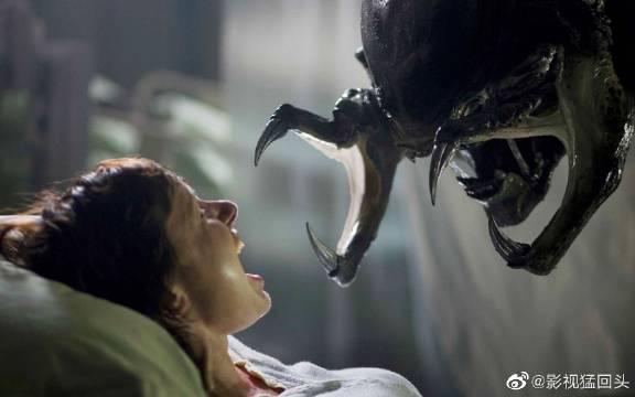 外太空生物来到地球