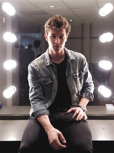 19岁萌德告诉你,如何三次登顶公告牌|illuminate|stitches_新浪娱乐