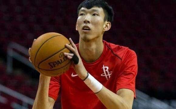 恭喜!火箭小号成功夺冠,周琦老对手轰30+17斩