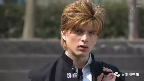 同年的热血校园剧《rookies》中,痞气的不良少年.